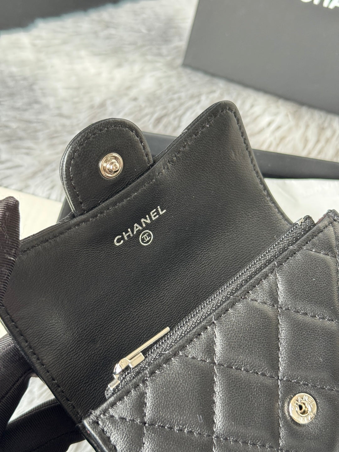 CHANEL 25S CLASSIC CARD HOLDER 11 IN BLACK LAMBSKIN SILVER HARDWARE