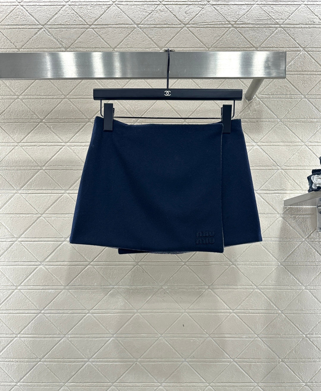MIUMIU SKIRT STYLE 824