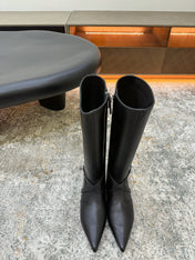 HM 26S FLAT KNEE-HIGH BOOTS IN BLACK CALFSKIN