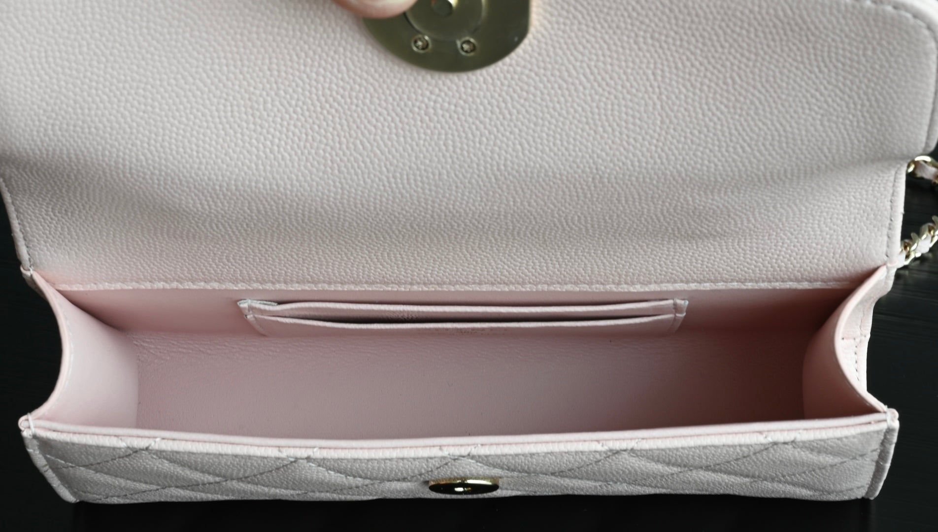 CHANEL 25S KELLY 18 CM IN LIGHT PINK LAMBSKIN