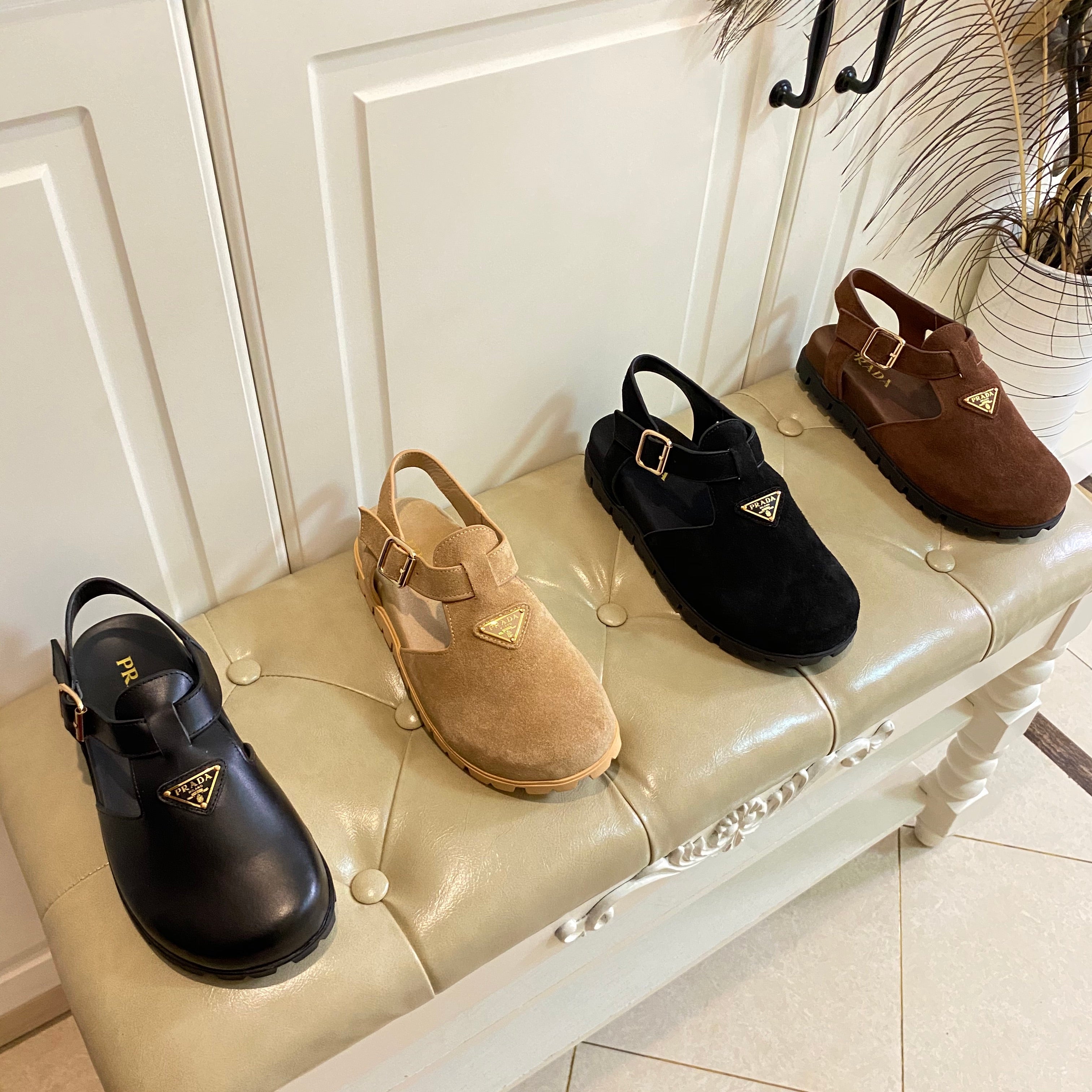 RUBBER SOLE SANDALS IN DARK BEIGE SUEDE