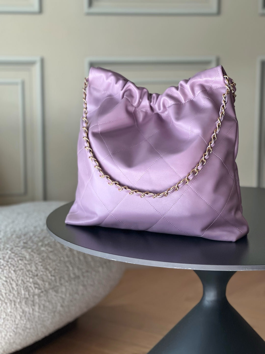 CHANEL 26S 22 BAG 42 IN PURPLE QUILTED SHINY CALFSKIN