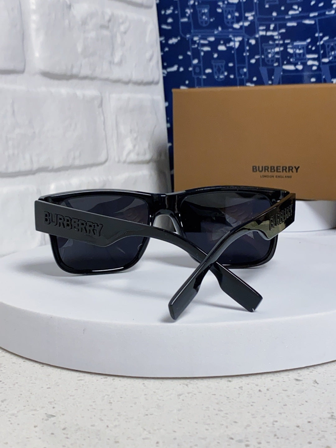 BURBERRY 26S SQUARE FRAME IN ACETATE 432600