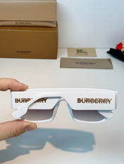 BURBERRY 26S OVERSIZED SQUARE FRAME IN ACETATE 411823