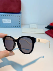 GUCCI 26S CAT-EYE FRAME IN ACETATE 424502