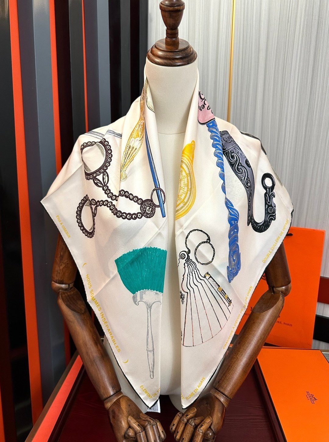 HERMES 26S SCARF 90 IN SILK 492532