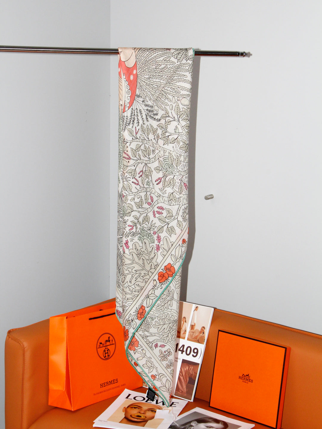 HERMES 26S SCARF 135 IN SILK AND CASHMERE 492453