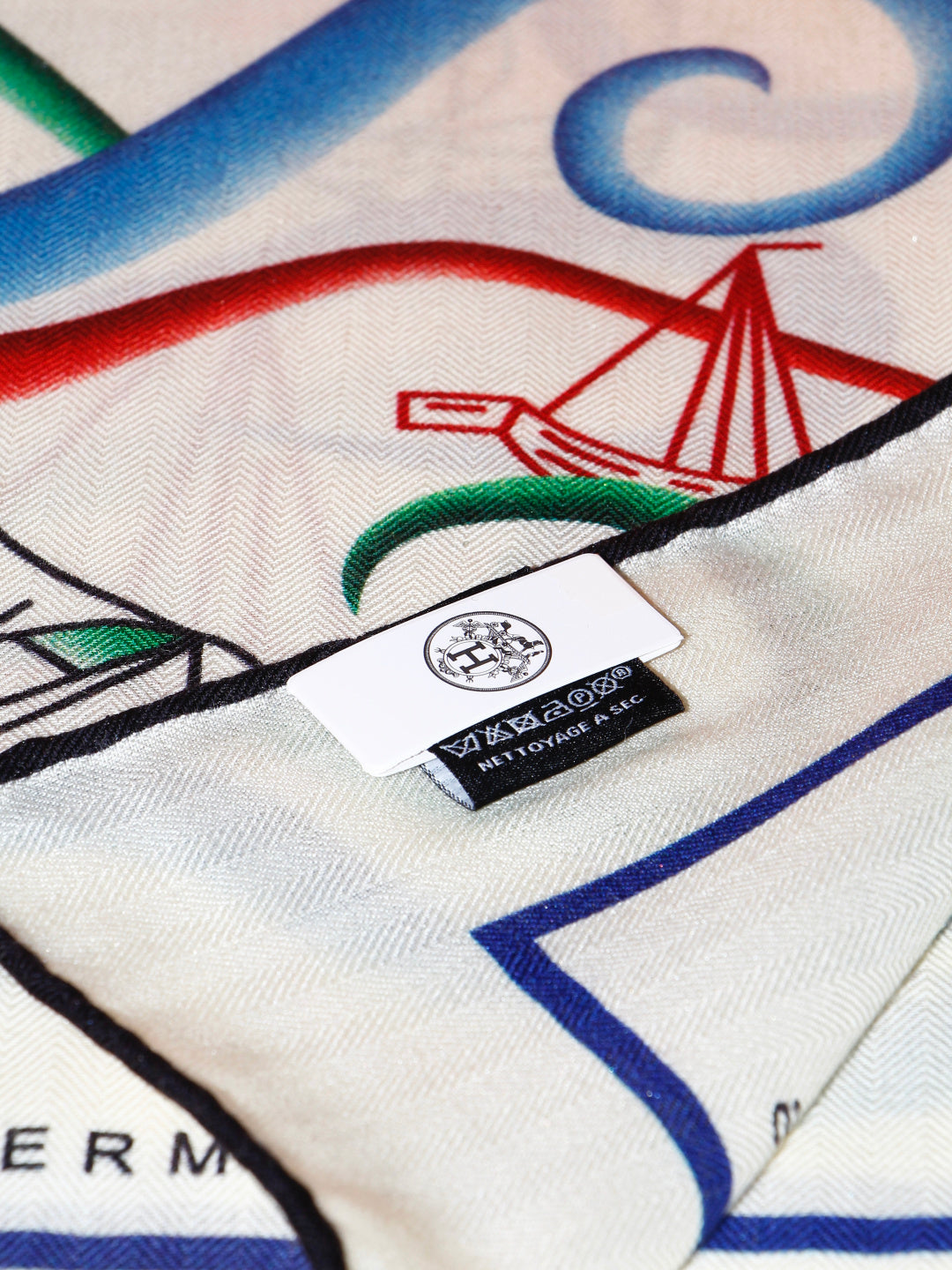 HERMES 26S SCARF 135 IN SILK AND CASHMERE 498489