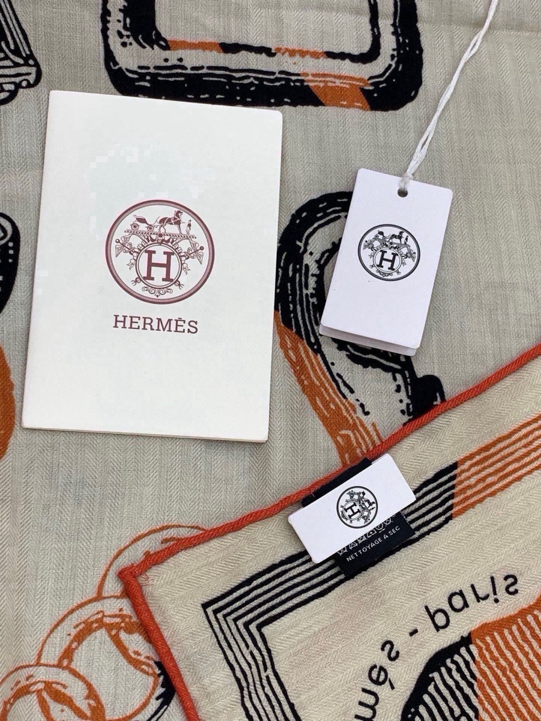 HERMES 26S SCARF 135 IN SILK AND CASHMERE 499943