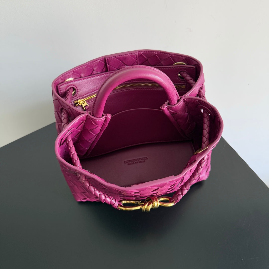 BOTTEGA VENETA 25S ANDIAMO 25 IN RASPBERRY PINK CALFSKIN