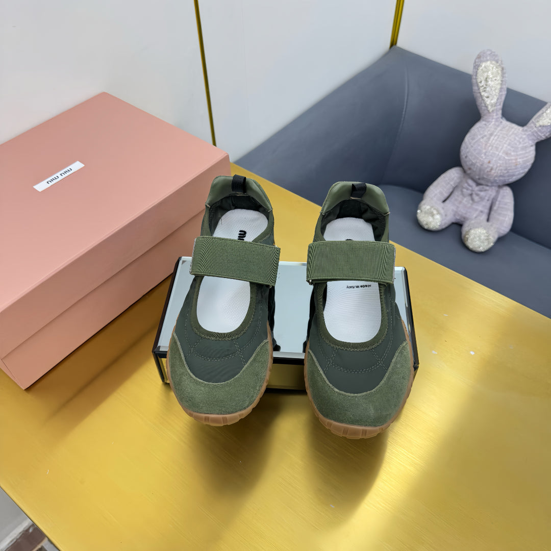 BALLERINAS SHOES IN DARK GREEN TYRE TECHNICAL FABRIC AND SUEDE