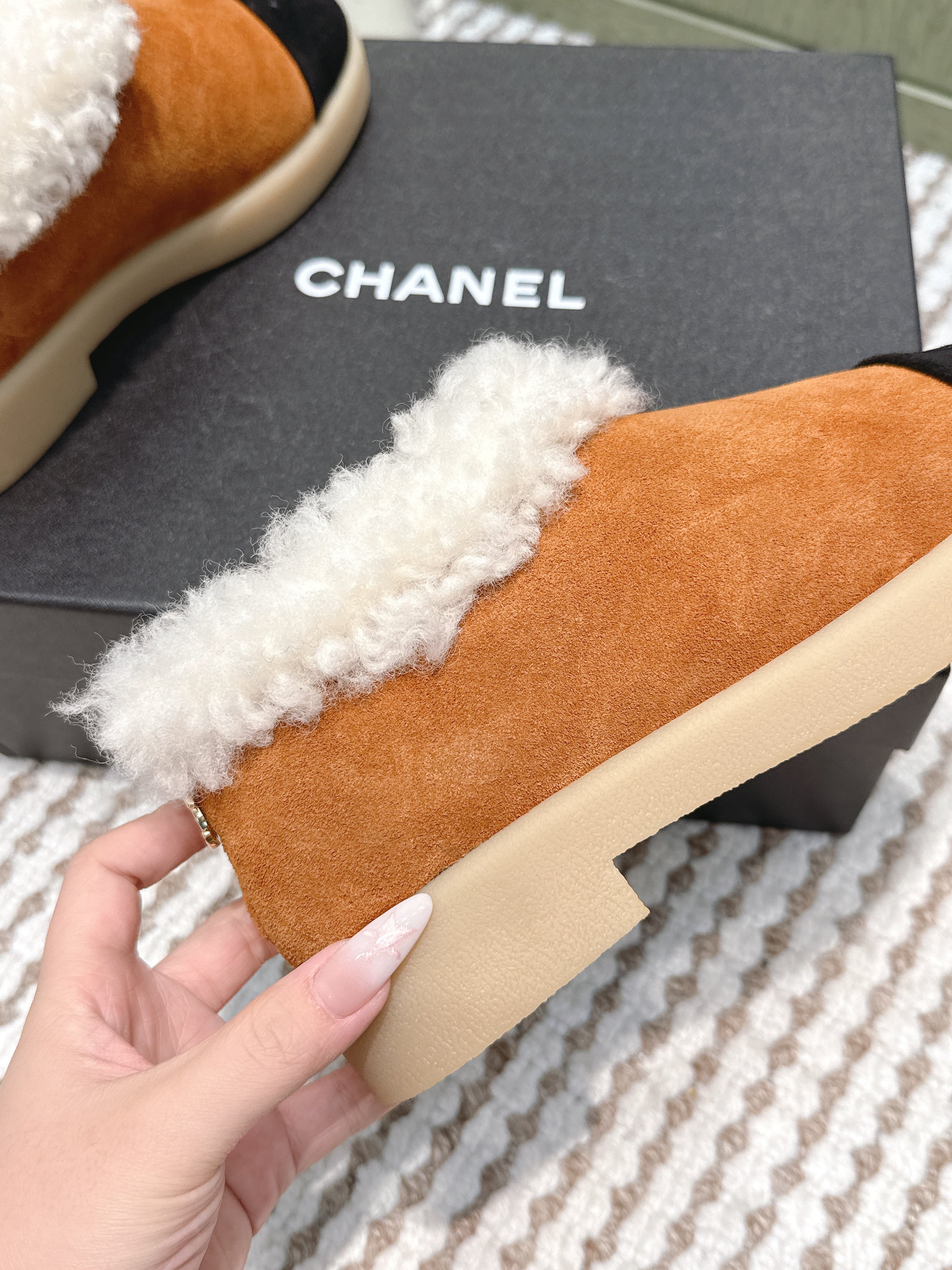 CHANEL 25S SHORT SUEDE BOOTS IN CARAMEL AND BLACK WITH SHEEPSKIN LINING