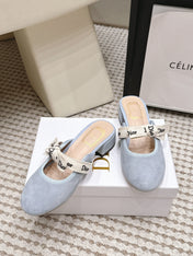 DIOR 26S CLOSED-TOE LOW-HEEL MULE IN LIGHT BLUE SUEDE WITH BOW