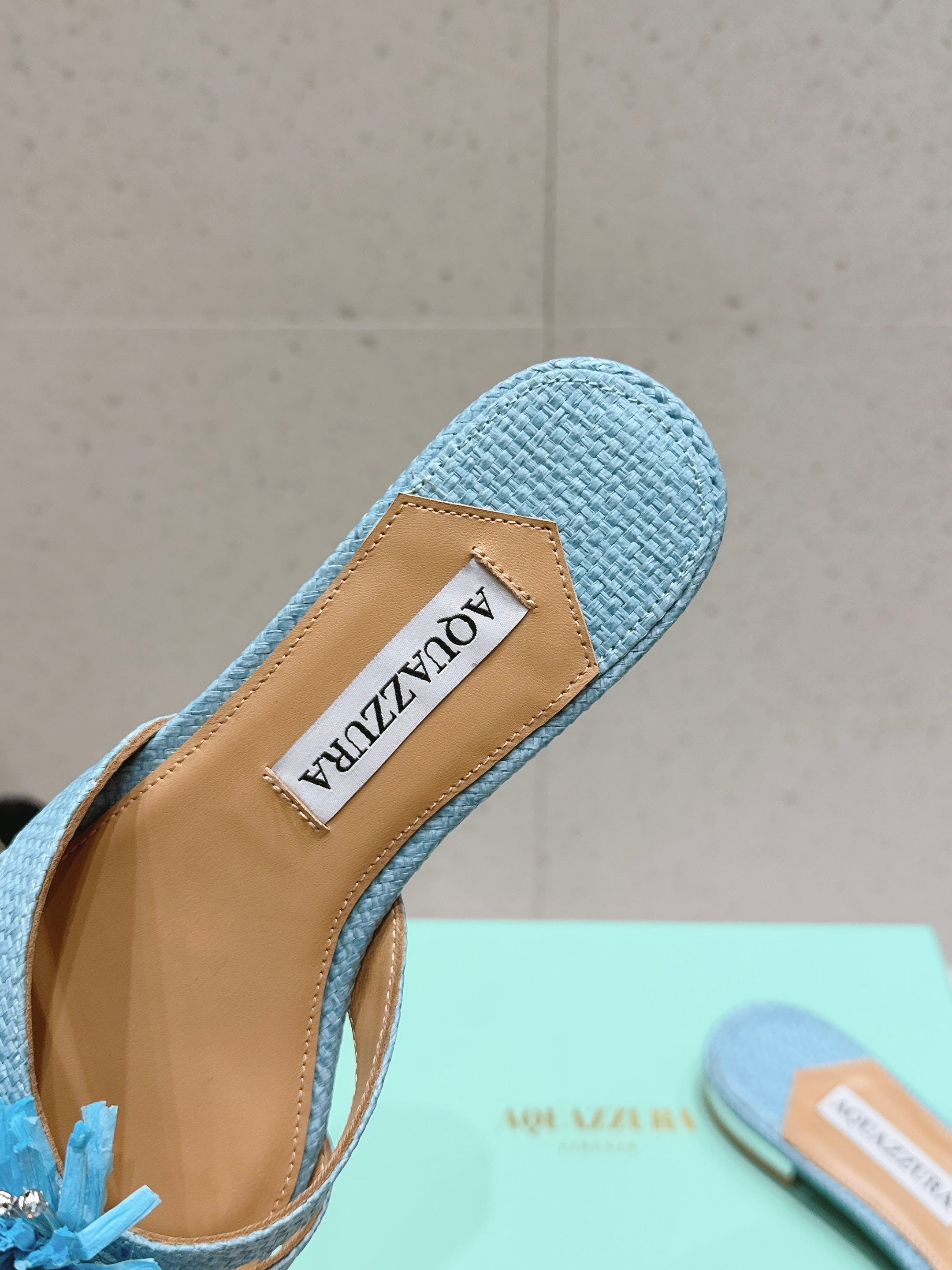 AQUAZZURA 26S SANDALS IN LIGHT BLUE WOVEN RAFFIA