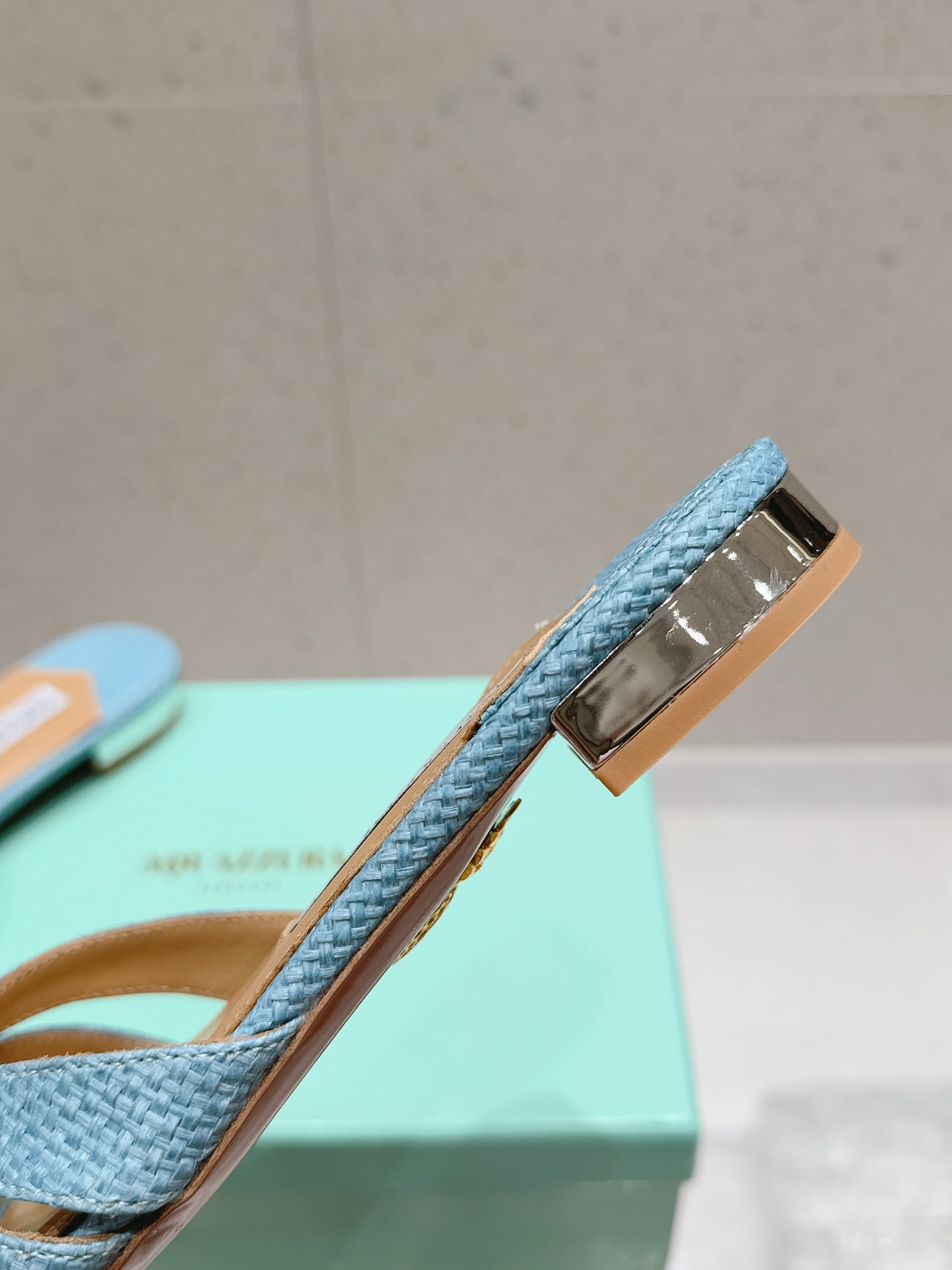 AQUAZZURA 26S SANDALS IN LIGHT BLUE WOVEN RAFFIA