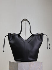 YSL 25S Y LARGE HOBO 50 IN BLACK CALFSKIN GOLD HARDWARE