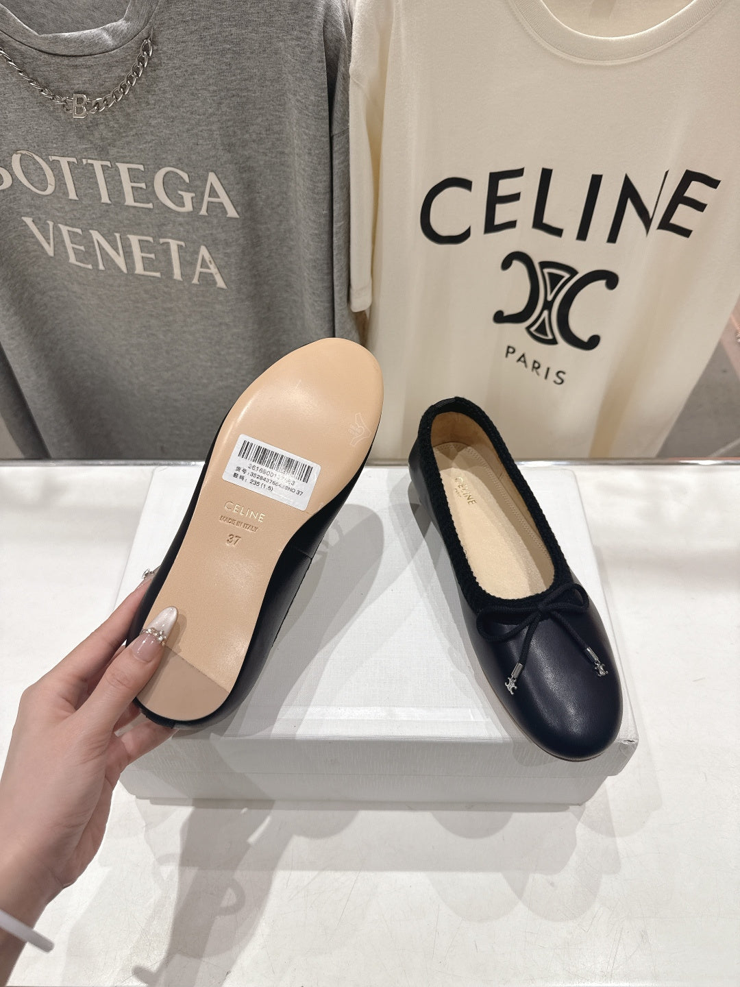 CELINE 26S BALLET FLATS IN BLACK CALFSKIN WITH BOW