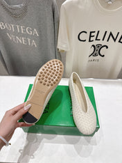 BOTTEGA VENETA 26S BALLET FLATS IN OFF-WHITE WOVEN LAMBSKIN