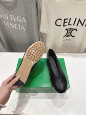 BOTTEGA VENETA 26S BALLET FLATS IN BLACK LAMBSKIN