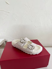 SLIDY VIV’ FUR STRASS BUCKLE MULES IN LIGHT GREY SUEDE AND CREAM SHEARLING INSOLE