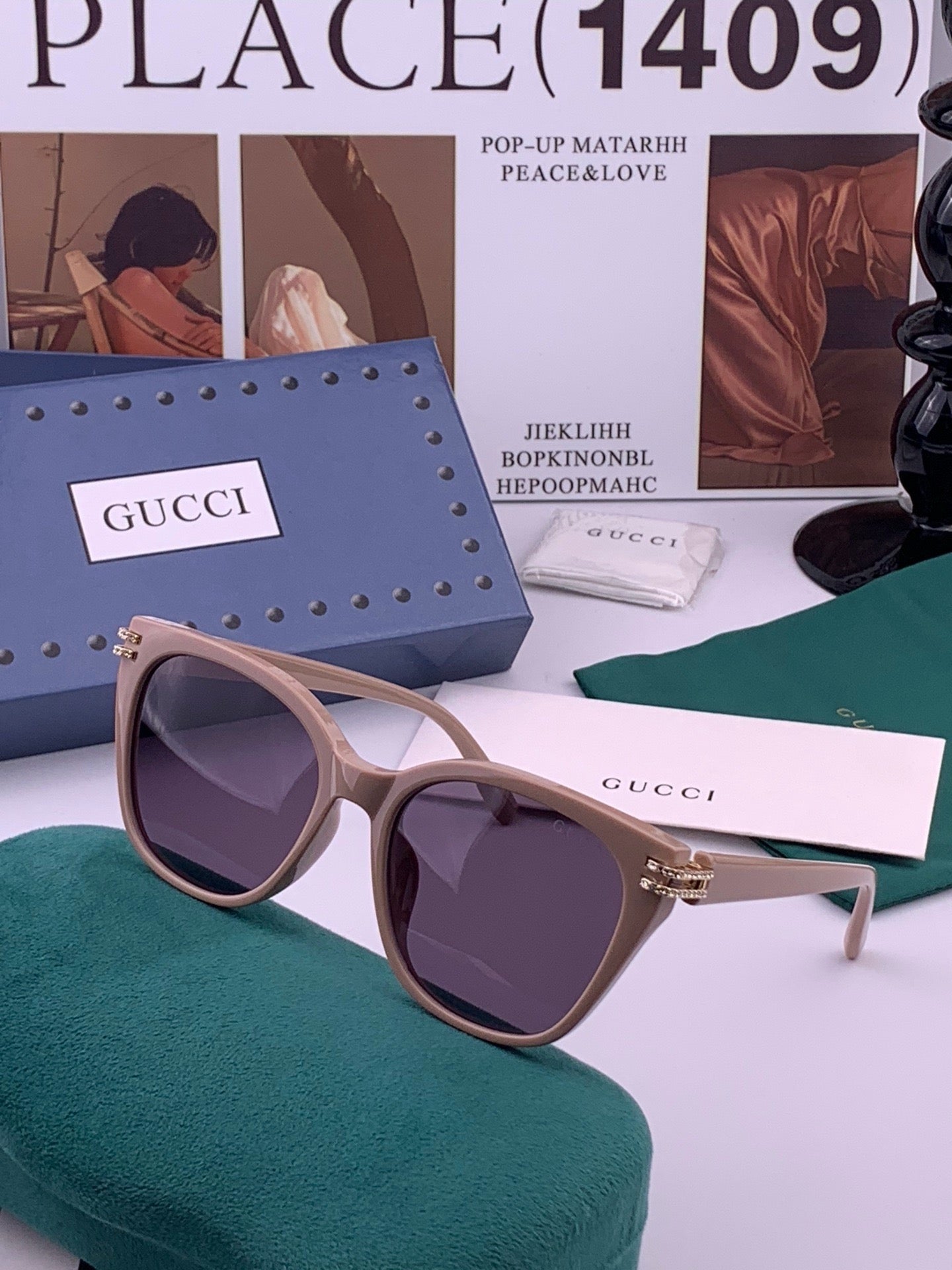 GUCCI 26S SQUARE FRAME IN ACETATE 426555