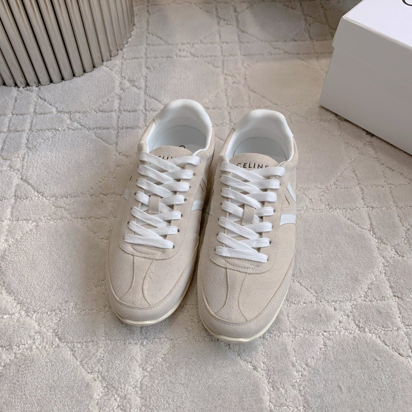 CELINE 25S JOGGER LOW LACE UP SNEAKER IN LIGHT GRAY CALFSKIN AND SUEDE