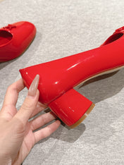 SWING HIGH PUMP 55 MM IN CRIMSON RED PATENT CALFSKIN