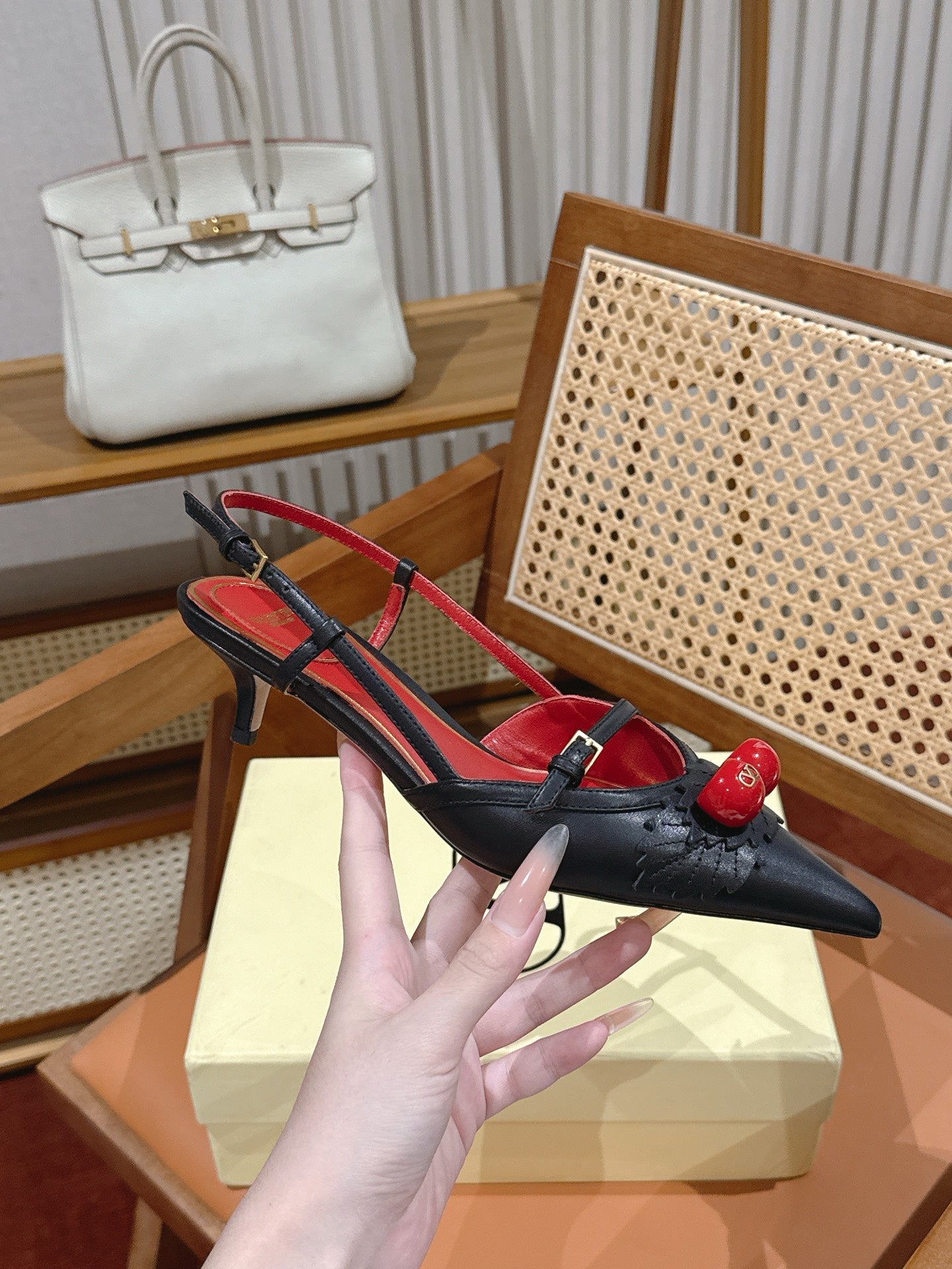 VALENTINO 26S SLINGBACKS 45 MM IN BLACK CALFSKIN CHERRY DETAILS