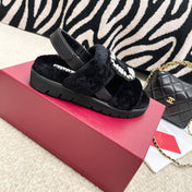 VIV' WINTER FUR STRASS BUCKLE SANDALS IN BLACK SHEEPSKIN