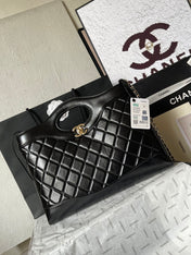 CC MEDIUM 36 SHOPPING BAG IN BLACK CALFSKIN
