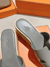 HM 25S HIGH WEDGE SANDALS IN LIGHT GREY LAMBSKIN STYLE 9