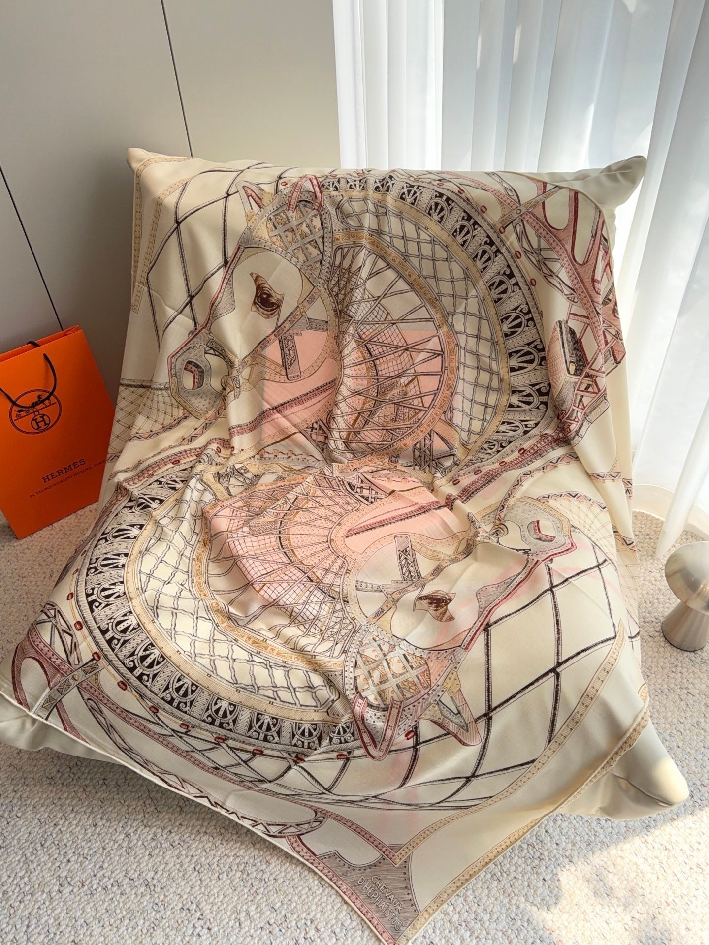 HERMES 26S SCARF 140 IN SILK AND CASHMERE 498304