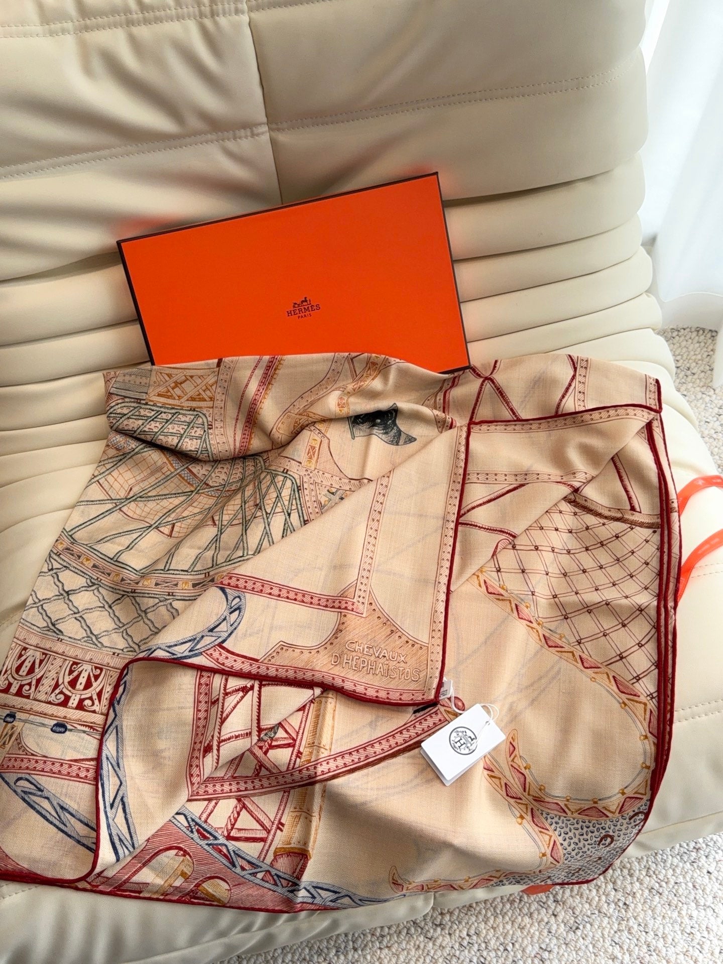HERMES 26S SCARF 140 IN SILK AND CASHMERE 498305