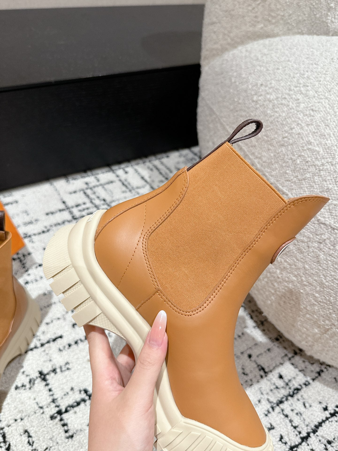 RUBY BOOTS IN BRONZE BROWN CALFSKIN