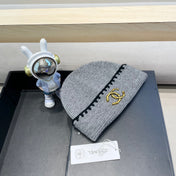 KNIT HAT IN SHADOW GRAY WOOL 424301