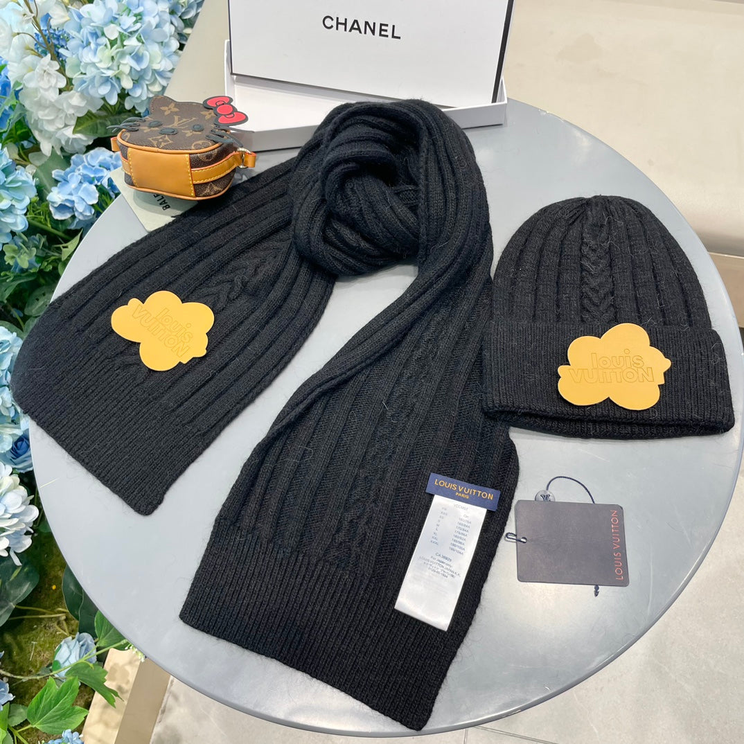 SET SCARF AND HAT IN BLACK WOOL 419147