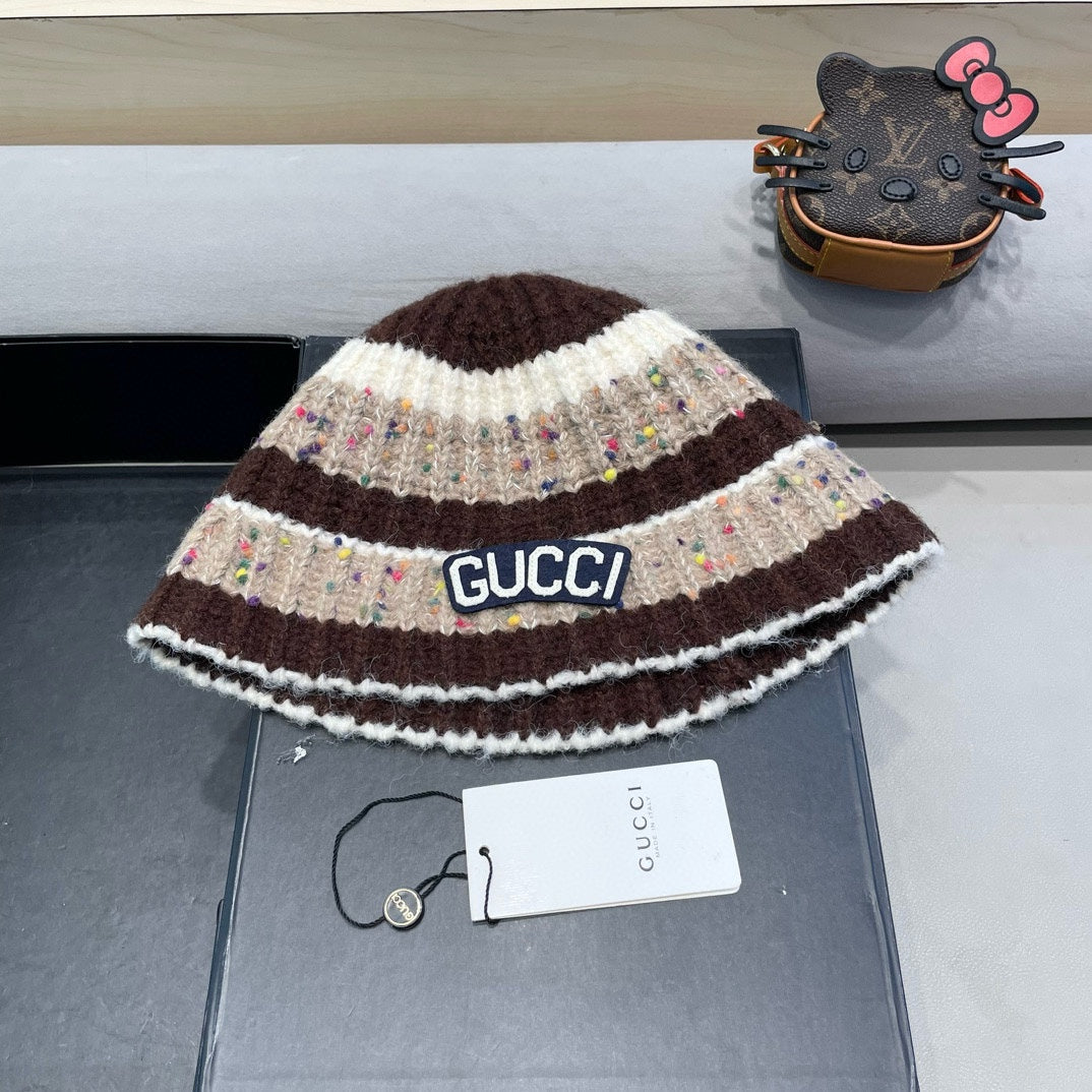STRIPED KNITTED BUCKET HAT COLORFUL 428102