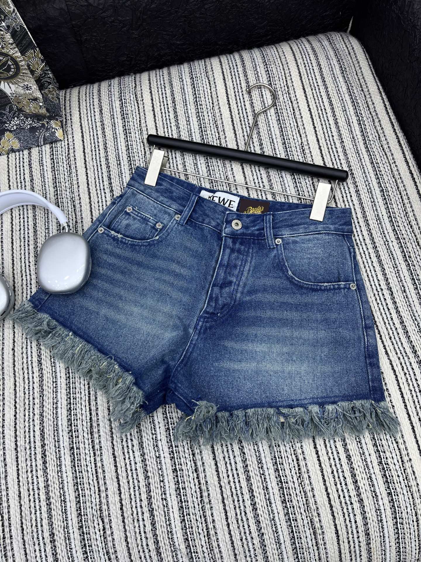 LOEWE FRAYED HEM DENIM SHORTS