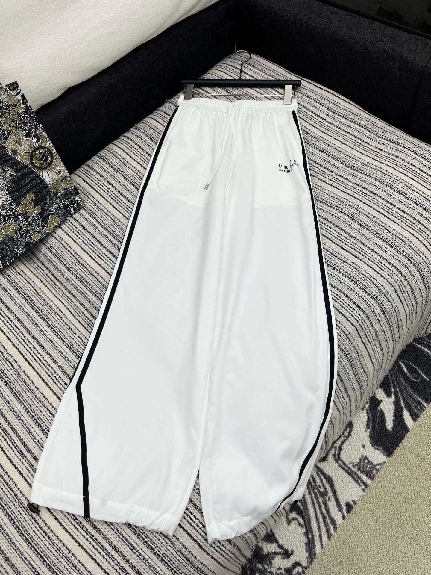 PRADA STRAIGHT-LEG PANTS STYLE 175