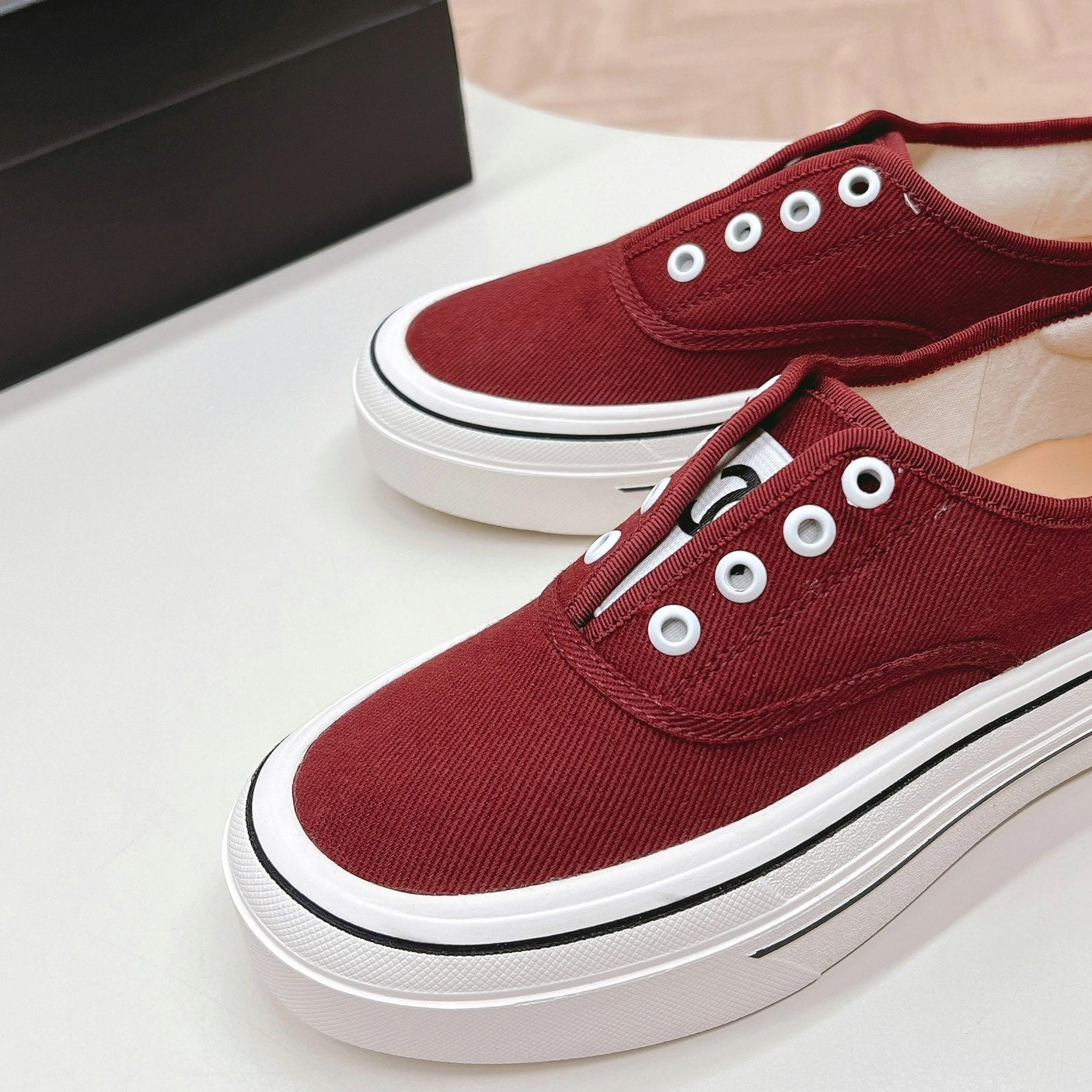 Double C Platform Biscuit Shoes Fabric Cherry Red