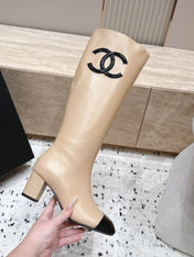 CHANEL 26S KNEE HIGH BOOTS 70 MM IN BEIGE CALFSKIN AND BLACK PATENT