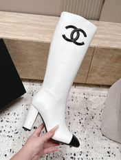 CHANEL 26S KNEE HIGH BOOTS 90 MM IN WHITE CALFSKIN AND BLACK PATENT