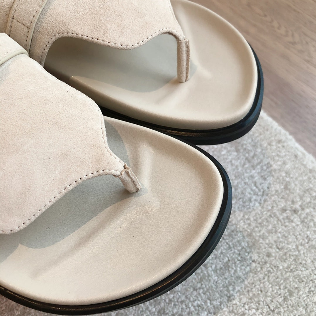 EMPIRE SANDAL CREAM WHITE SUEDE