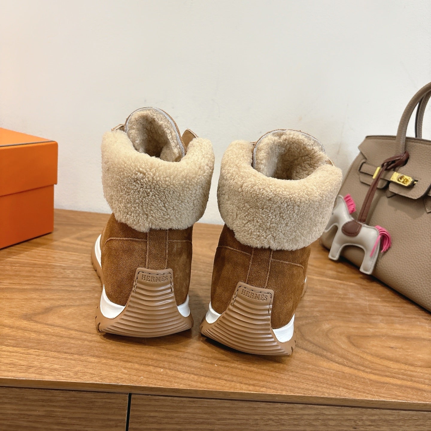 HM 26S FUR-LINED HIGH TOP SNEAKERS IN BROWN SUEDE