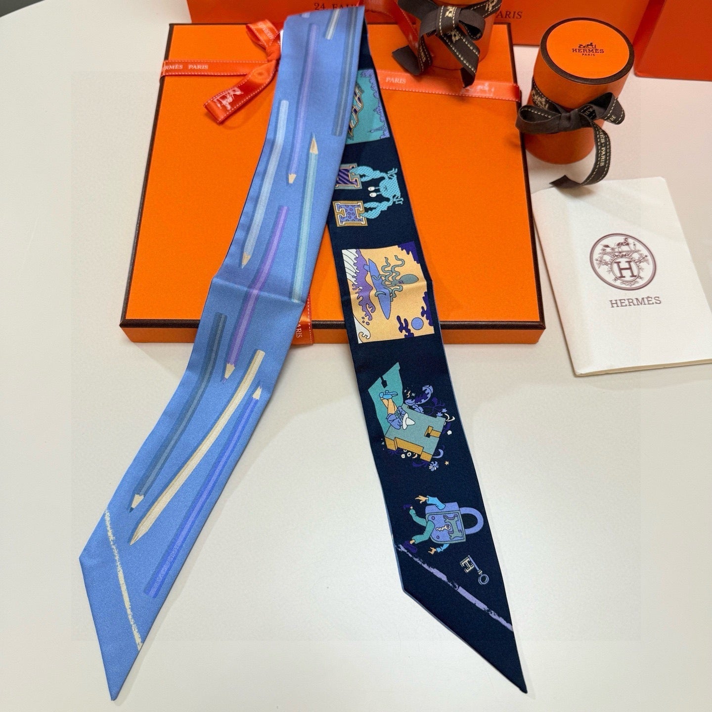 HERMES 26S TWILLY SCARF 86 IN SILK 500087