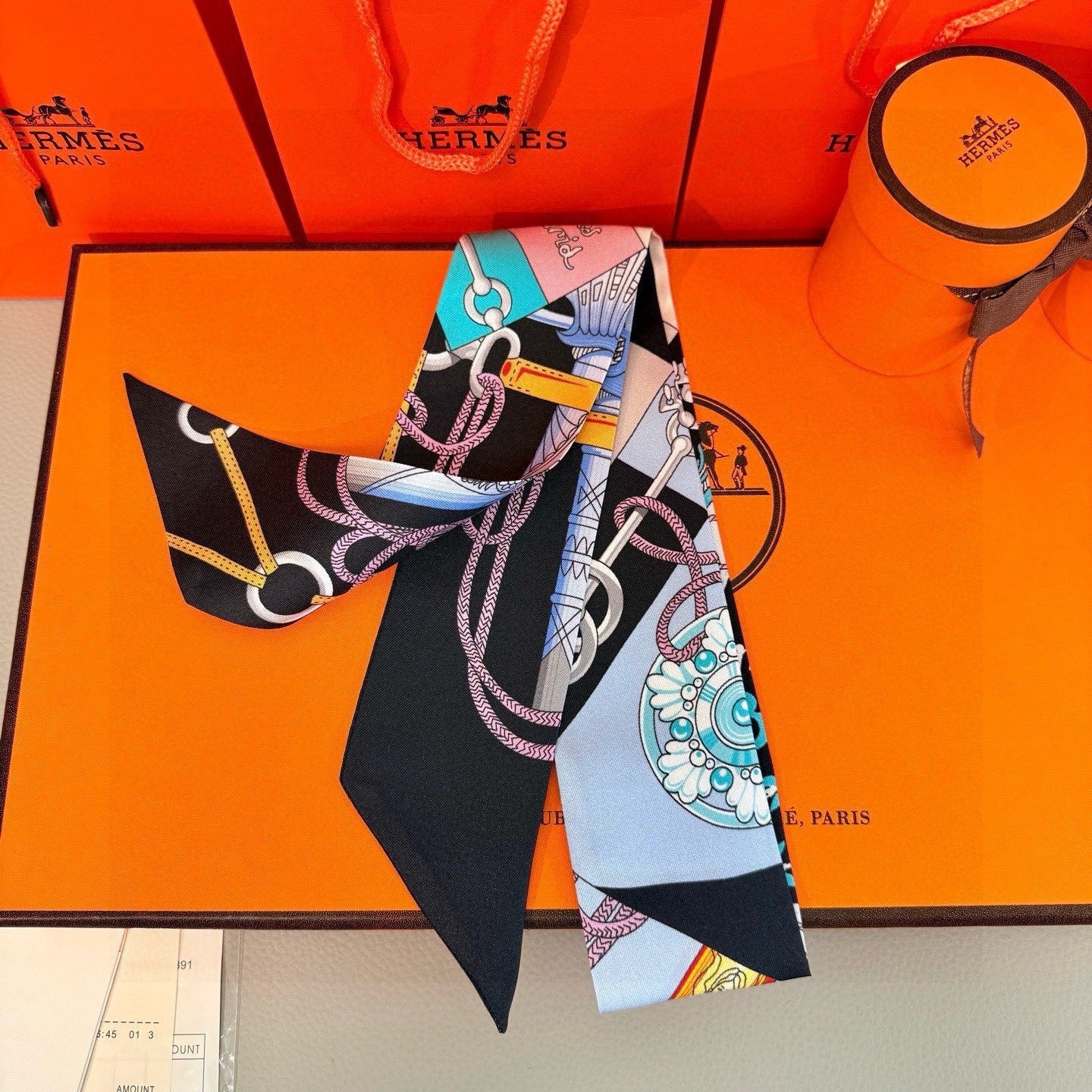 HERMES 26S TWILLY SCARF 86 IN SILK 496177