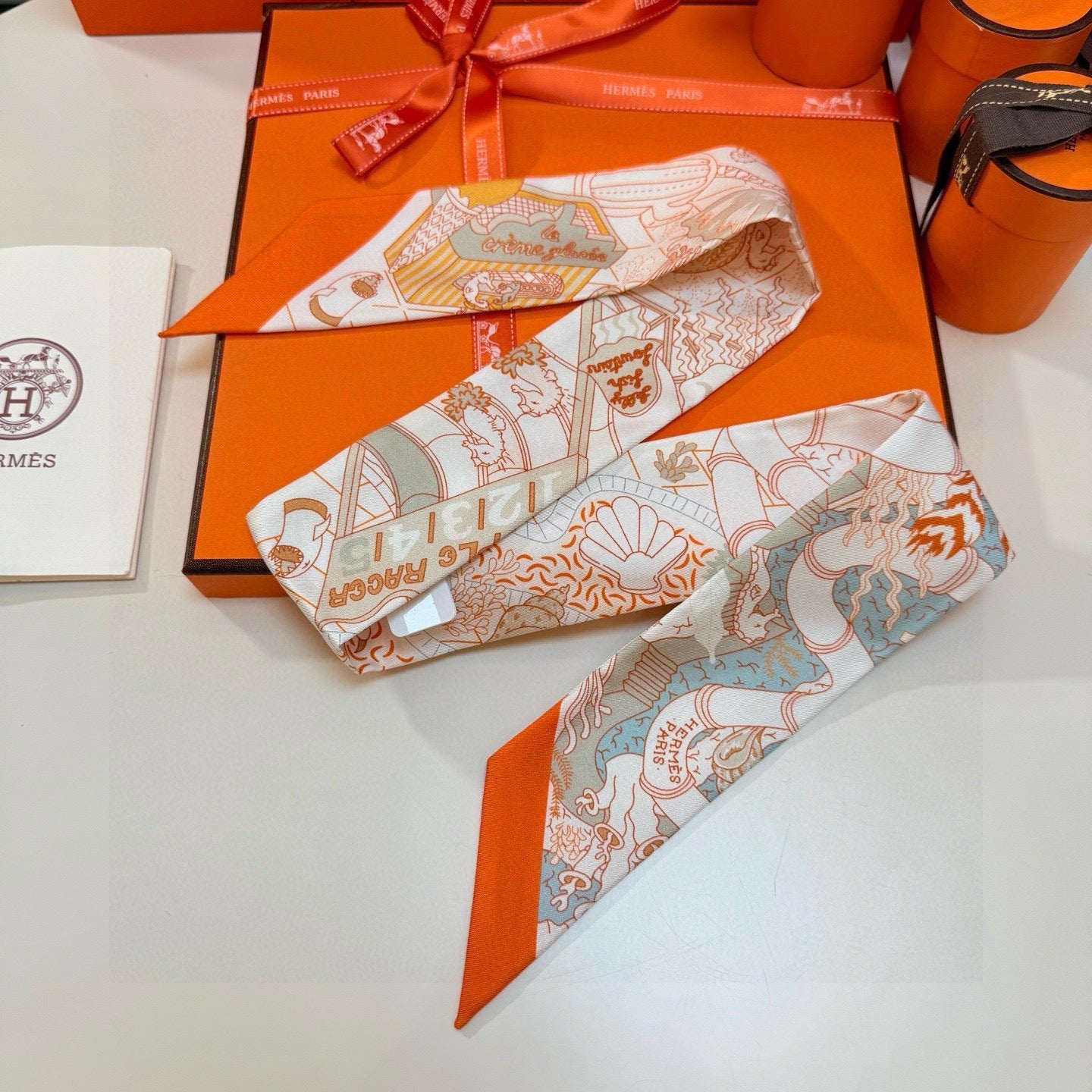 HERMES 26S TWILLY SCARF 86 IN SILK 492607