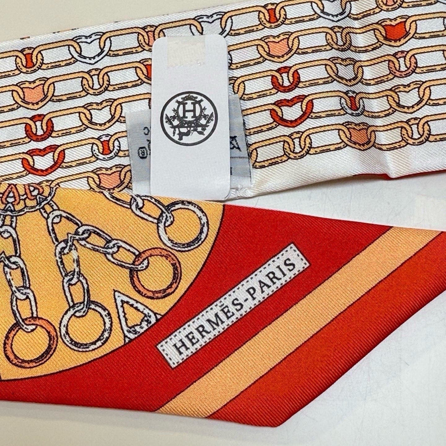 HERMES 26S TWILLY SCARF 86 IN SILK 492640