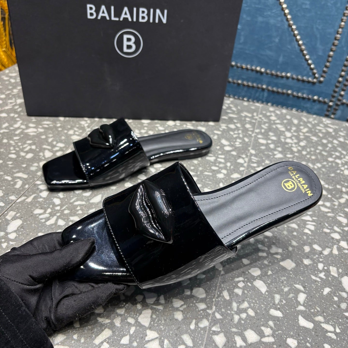 BALMAIN 26S SLIPPERS IN BLACK GLOSSY CALFSKIN