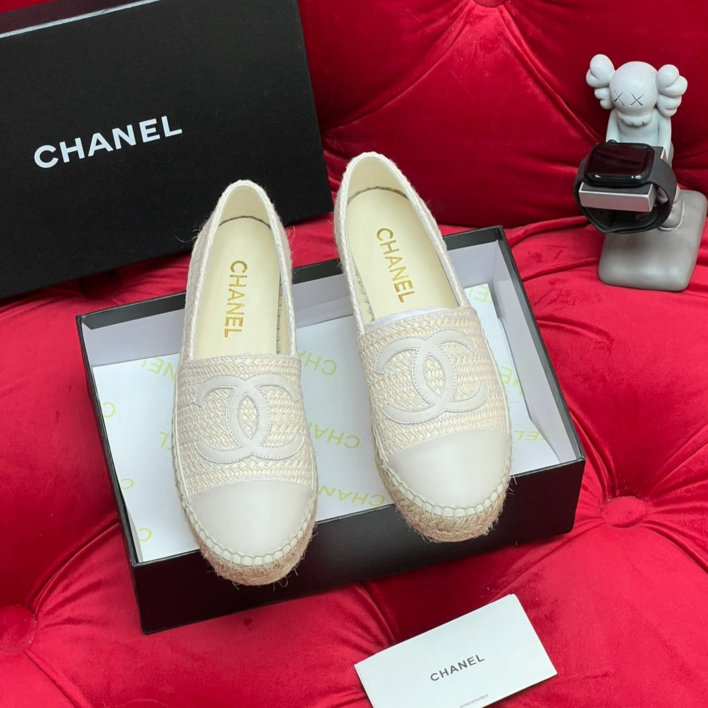 WOVEN LOAFERS IN WHITE BEIGE FABRIC